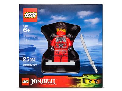 2015 Target Minifigure Gift Set 5004077 - góc nhìn khác của bộ LEGO