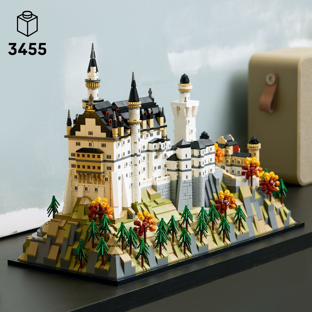 LEGO Architecture Neuschwanstein Castle 21063 ảnh 2