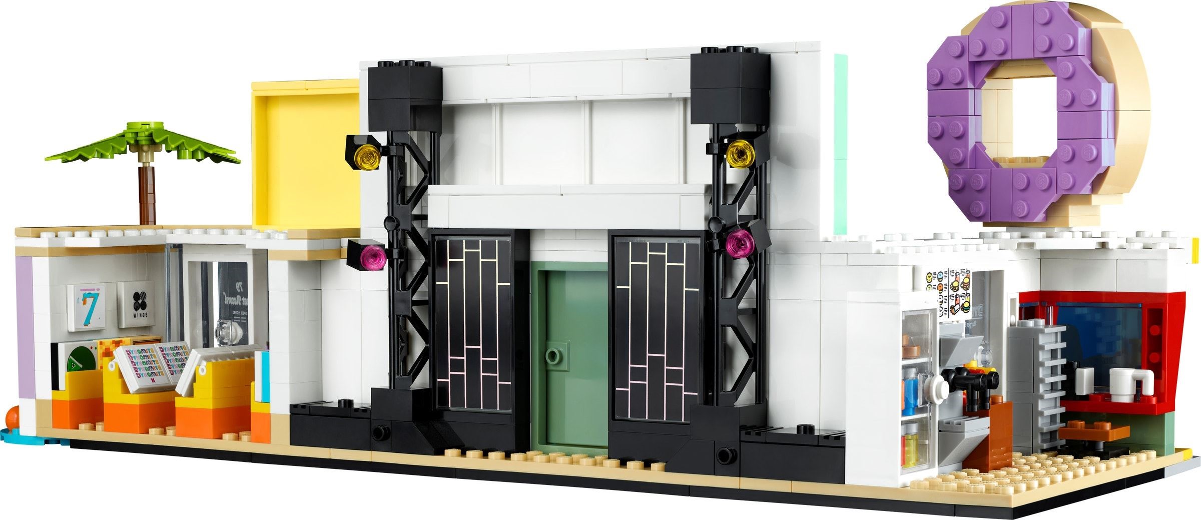 LEGO BTS Dynamite 21339 ảnh chi tiết thêm