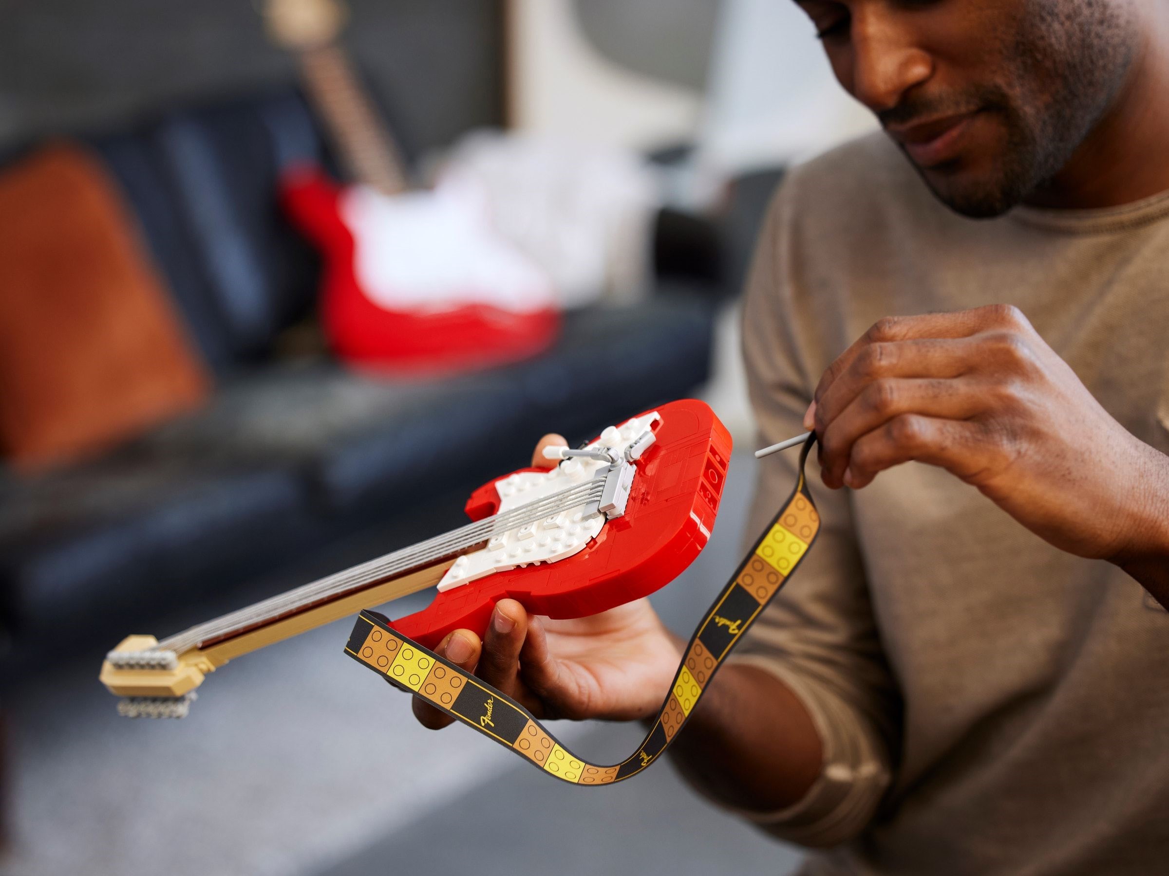 LEGO Editions Fender Stratocaster 21329 tổng thể