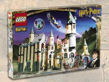 Hogwarts Castle 4709 - hình ảnh chi tiết bộ LEGO