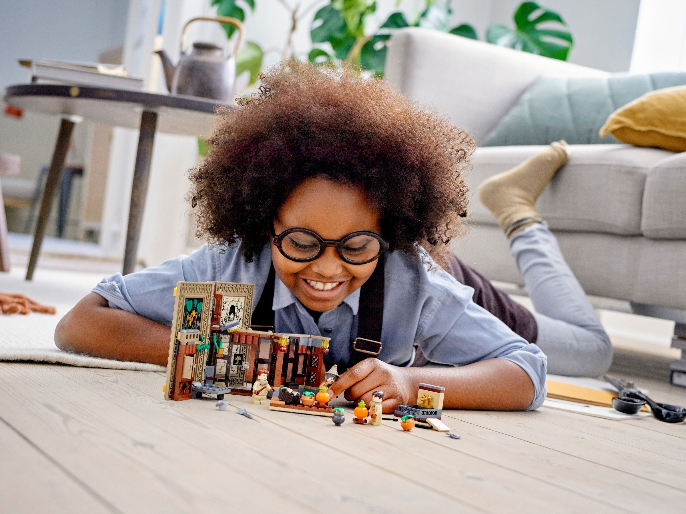 Hogwarts Moment: Herbology Class 76384 - hình ảnh chi tiết bộ LEGO