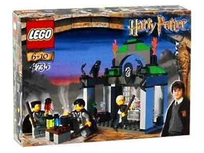 Slytherin 4735 - góc nhìn khác của bộ LEGO