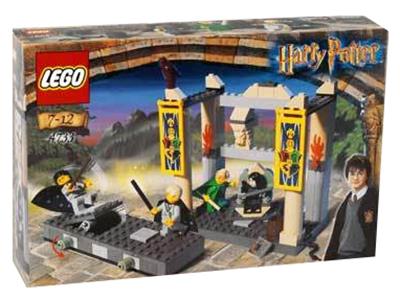The Dueling Club 4733 - góc nhìn khác của bộ LEGO