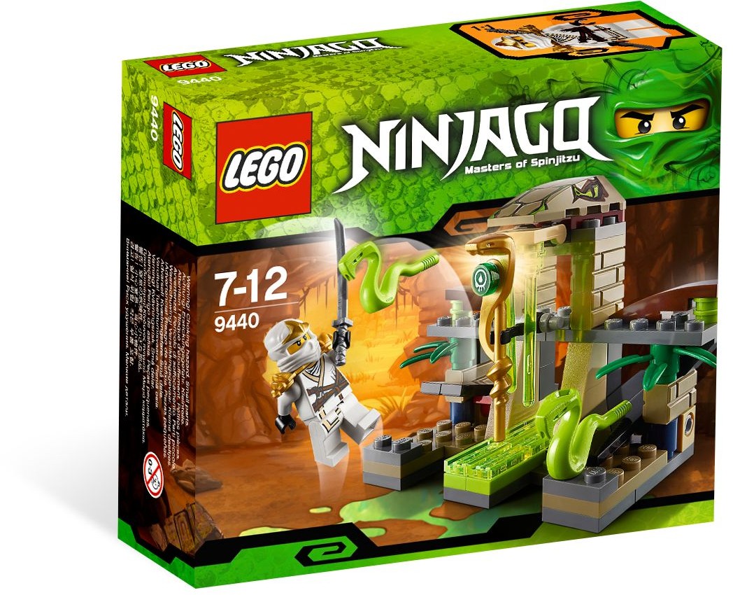 Venomari Shrine 9440 - hình ảnh tổng thể bộ LEGO