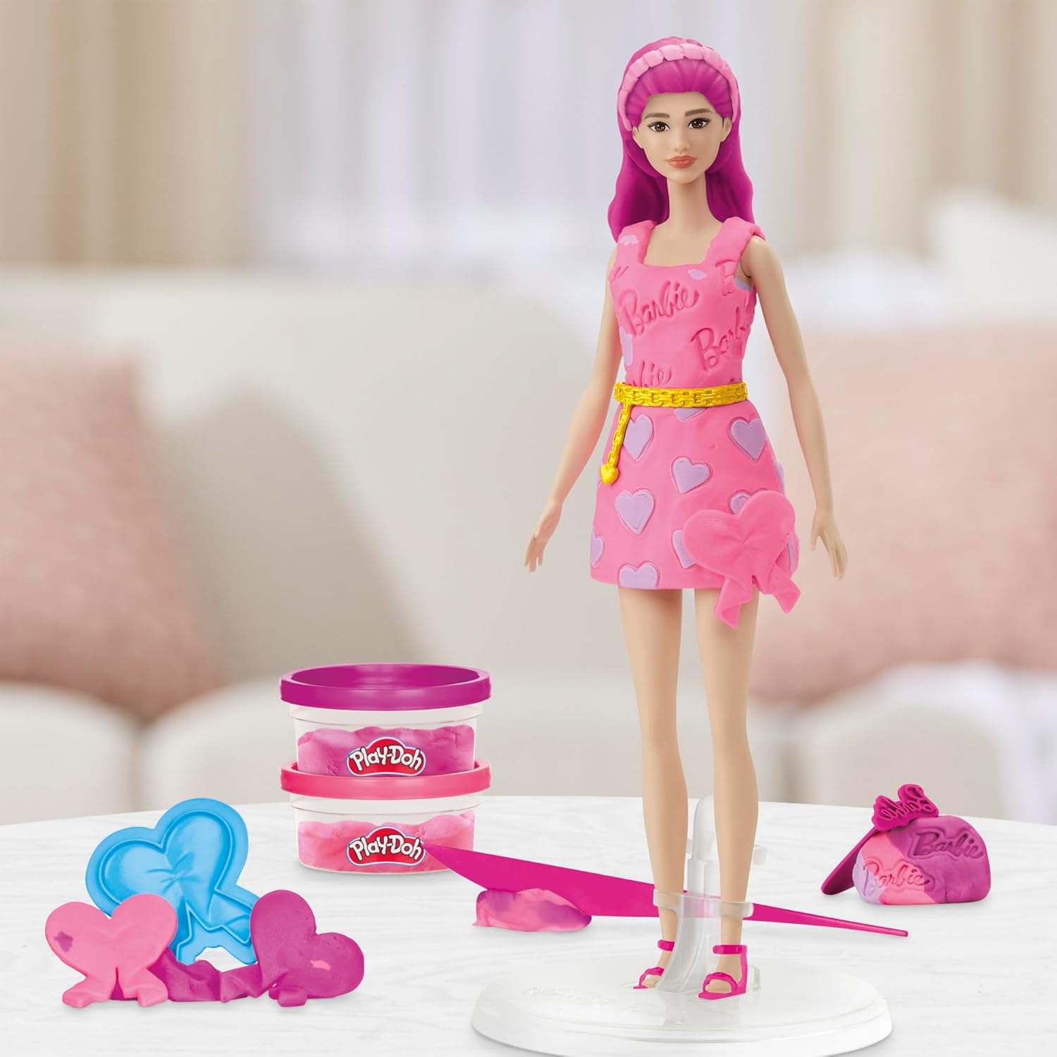 Chi tiết Play-Doh Barbie Hearts And Hair Set với tóc và phụ kiện