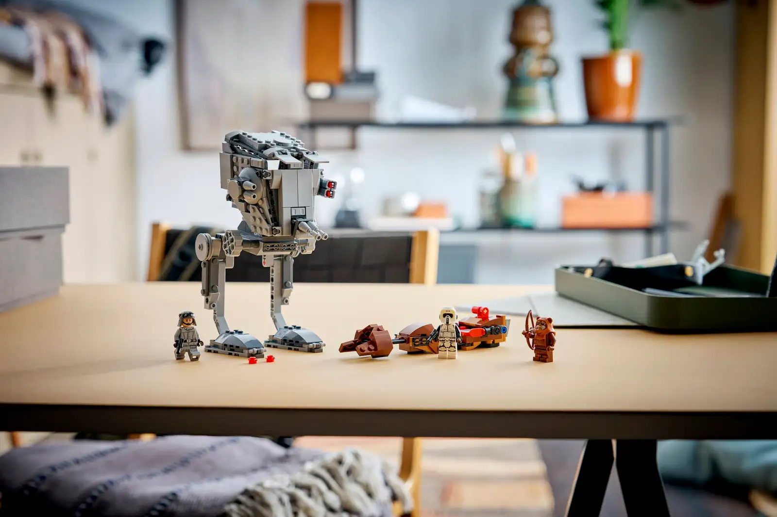 anh-thuc-te-lego-75424-at-st-attack-on-endor-hoan-thien
