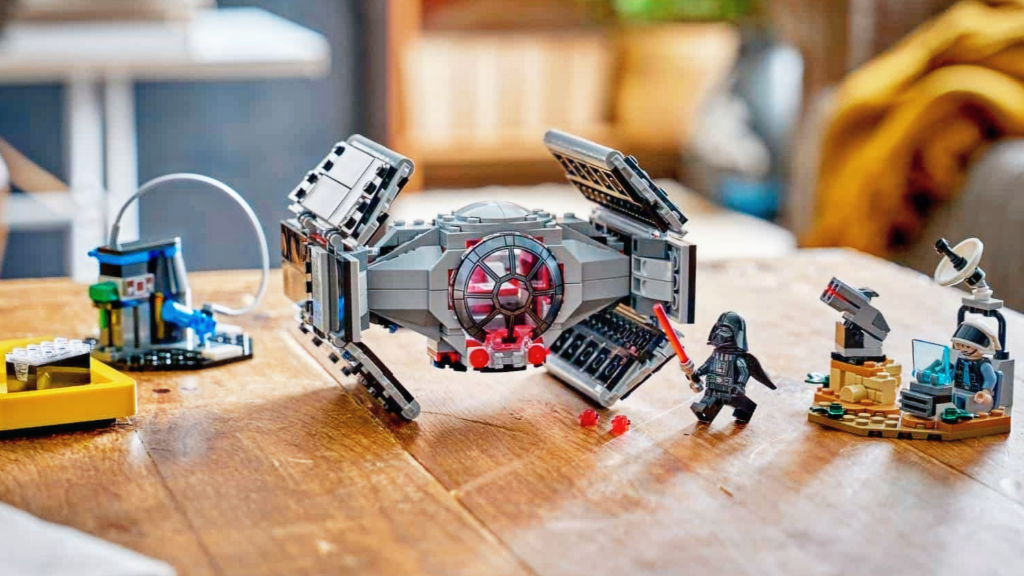 anh-thuc-te-lego-75421-smart-play-darth-vader-s-tie-fighter-tong-the